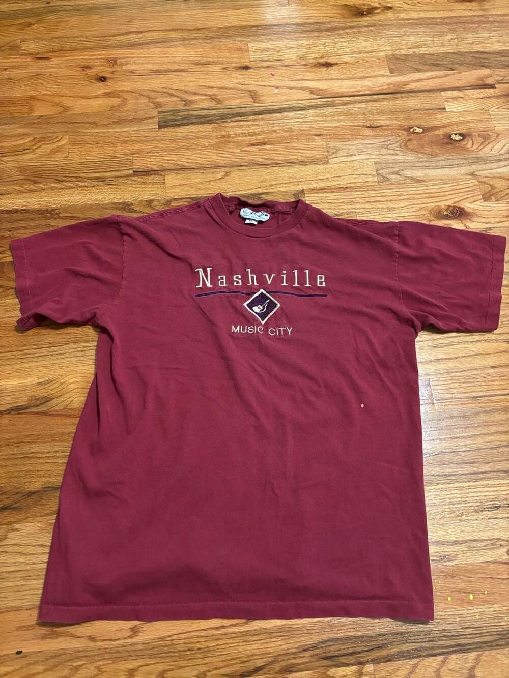 Made in USA Vintage Nashville Music City Maroon T-Shirt XL